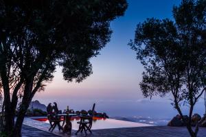 Historic Canarian House, Private Heated Infinity Pool, BBQ, WIFI + Panoramic Ocean Views - 4hvězdičkové hotely ve městě Arona