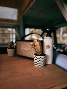 GLAMPING VAN BETTY SUE (Tomorrwloand 5minutes walk)