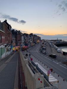 Maisons de vacances La Maison Bleue, wifi et stationnement gratuit : photos des chambres