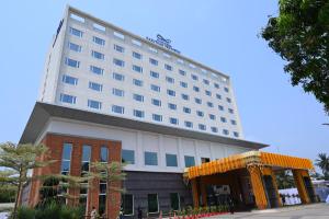 Manjeera Sarovar Premiere