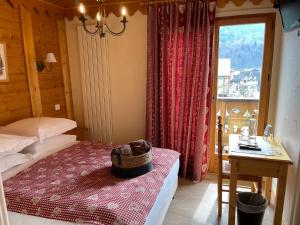 Hotels Hotel Les Glaciers : photos des chambres