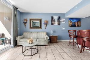 Majestic Beach Towers I #2210