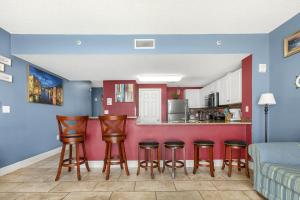 Majestic Beach Towers I #2210