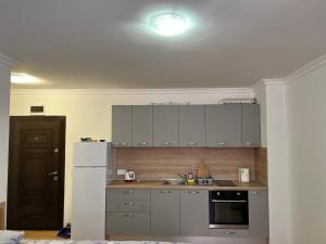 Студио Сарафово на първа линия