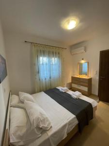 Elena villa-apartments