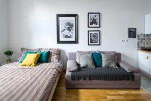 Discover Krakow Apartments - 5 Borowickiej St - Studio next to Opera and Unity Centre
