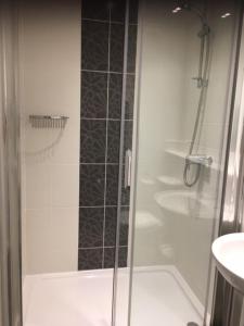 No 2 Minhinnick Court