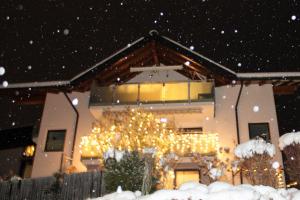 Apartment ZIRMWEBER-Haus - 4hvězdičkové hotely ve městě Sankt Johann im Pongau