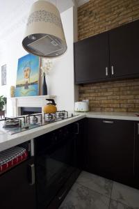 Large 2 Beds Flat Overlooking Clapham Common Park