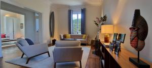 Villas Exclusif - Splendide villa 6ch a 15min de Lyon : photos des chambres