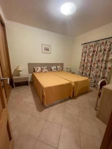 Lovely 2 Bedroom Home inside a Resort in Albufeira