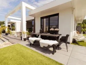 Villa in Zeewolde with private terrace - Lelystad
