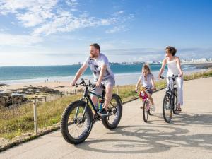 Studio 3* avec Alcôve, Balcon Face Mer, Plage à 150m - Les Sables-dOlonne - FR-1-92-921