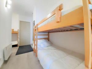 Appartements Studio Saint-Lary-Soulan, 1 piece, 6 personnes - FR-1-457-306 : photos des chambres