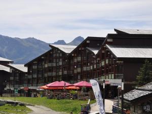 Appartement confortable, Ski aux pieds, Balcon, Wifi - FR-1-346-421