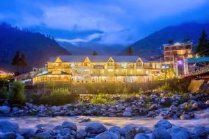 PARADISE-The Whitehouse Cafe - Chhika