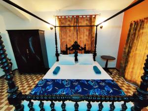 Luxury 3-BHK Villa with infinity Pool