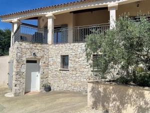 Bel appartement a l’orée du bois climatisé