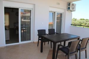 Xanthiotis Apartments