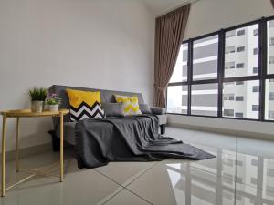 1 Traders Garden 1BR Pool View with HiSpeed Internet Netflix