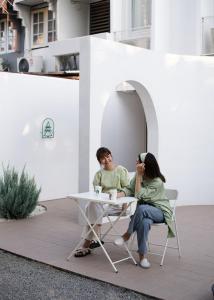 Evergreen Cafe and Hotel