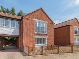 26 Burtons Mill - Dilham