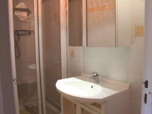 Appartement au cœur de Vars Les Claux, 3 pièces, 8 couchages, proche des pistes et commerces - FR-1-330B-123