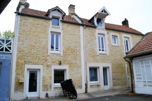 Maisons de vacances Halte Lutine - Maison chaleureuse en pierres : photos des chambres