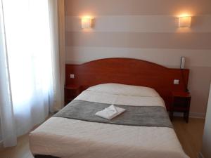 Hotels Hotel Le Rupella : photos des chambres