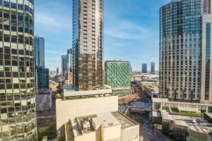 Sophisticated Designer Condo W River & City Views