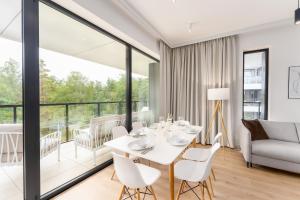 CHILLIapartamenty - DESIGNER apartament z dużym tarasem w Shellter Resort & Spa koło Kołobrzegu