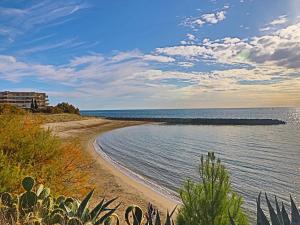 Rez de jardin 38m² à Sète avec vue mer et parking privé - FR-1-472A-129