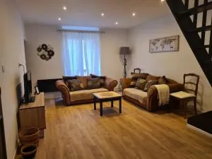 Magnifique appartement avec terrasse - Rochessadoule