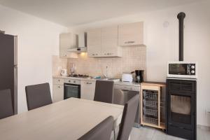 Villa Rose With Pool