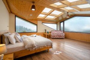Hostie Mystica Luxe - Private 5BR Sky-Villa with huge terrace & valley view