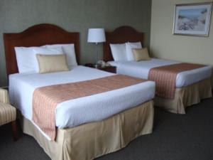 Queen Room with Two Queen Beds room in Pier 4 Hotel