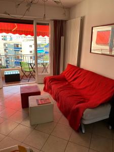 Appartement vue mer très proche de la plage et des commerces