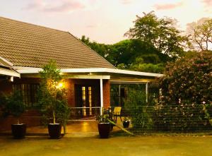 Rondeletia Cottage Guesthouse - premium self catering