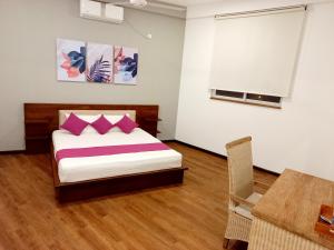 Apartment Ninety-Nine