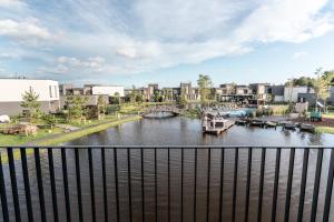 Mano Jura - namelis ant vandens