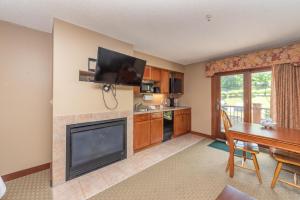 A216 Studio Standard View