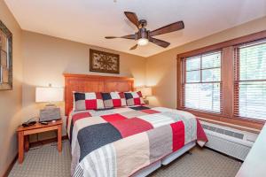 B203 One Bedroom & Loft Lake View