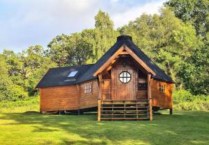 Seal Point Cabin - Luxury Glamping