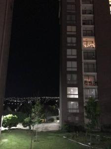 Lindo Dpto Quilpue Límite Viña WIFI Piscina