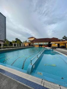 AFamosa Condo DSavoy, Slumber Family Homestay Mslim guest only