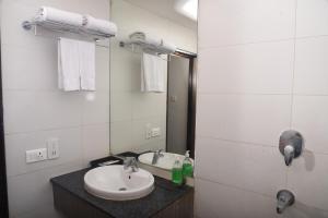 Hotel Sabareesh Park