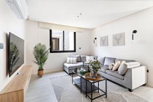 Mabaat-Superior 2BR-Al Narjis - 424