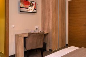 Deluxe Double Room with Extra Bed room in Motel Argentum