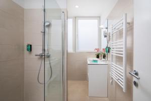 Comfort Triple Room room in Hotel Corner