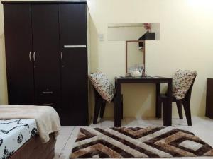 For Rent in Cainta, Rizal: Short Long Term Lease